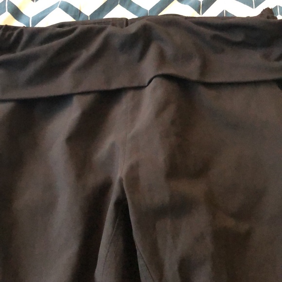 Fabletics capris - Picture 2 of 3